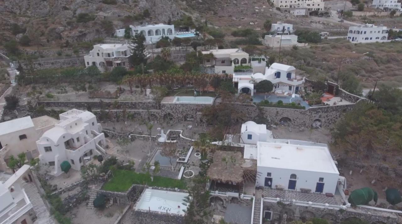 Moschatos Beach House Kamari  Exterior photo